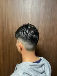 メンズフェードカット（シャンプー、スタイリング付き）