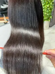 カット＋プレミアムストレート＋ルムオリ髪質改善トリートメント