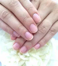 【自爪育成】ネイルケア&ハンドスパ《ジェルネイルがついていない方限定》整爪→甘皮ケア→ハンドスパ→マッサージ