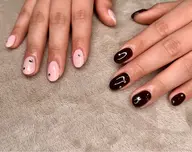 ワンカラー（2色まで）にストーン15粒まで乗せ放題！（オフ込み）