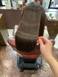 ✨伸ばし中の方におすすめ✨🕺オーガニックカラー+うる艶4stepトリートメント🕺