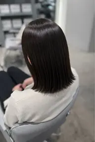 ワンカラー ショート・ボブ