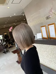 【卒業生、学生限定】透明感カラー+美髪トリートメント/ケアブリーチ/インナー/アンブレラ/ご相談ください。