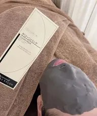 ✨毛穴スッキリ肌に✨　　　　　　　　　　　　　　　　　　　　デコルテからフェイシャルケア（50分）＋毛穴パック付き