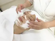 毛穴洗浄フェイシャル