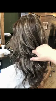 🦋ハイライト＋全体カラー＋プレトリートメント