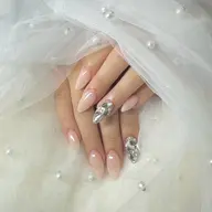 オフあり🤍2本アート🎀