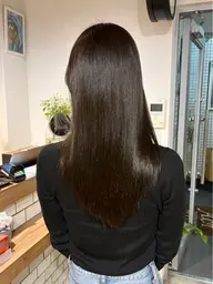 〈 梅雨前に 〉カット➕縮毛矯正