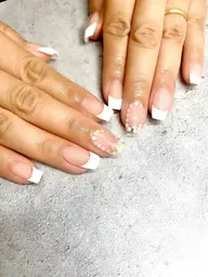 【hand】フレンチネイル