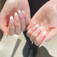 ハンド◇フレンチネイル（初回付替オフ無料）