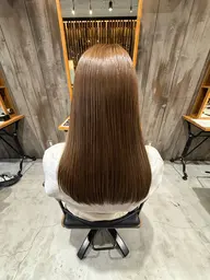 似合わせカット✂️+髪質改善カラー🩵+酸性ストレート✨