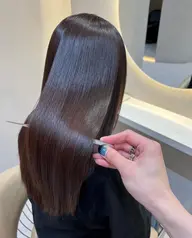 《癖が気になる方必見✨》カット+美髪縮毛矯正+トリートメント