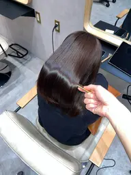 【艶髪になりたい方へ🌟】美髪縮毛矯正✨️＋うる艶トリートメント＋ 毛髪洗浄marbb🫧