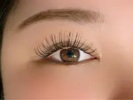 【ナチュラル】超軽量フラットラッシュ 《120本》 目元保湿アイパック*ケア美容液付き⭐️