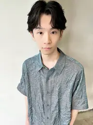 カット+根本立ち上げパーマ‼️フェザーやセンターパートなどのスタイリングが簡単になる!