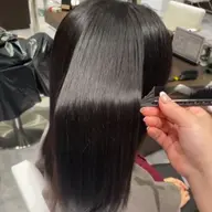 平日11時​〜​16時限定 🌟縮毛矯正＋カット🌟