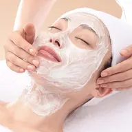 角質ケア・優しいピーリングなのにツルツル肌へ