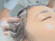 資生堂認定スパニストによる本格ヘッドスパ🌿知識を活かして頭皮を揉み解し、頭皮環境を整えていきます🌱シャンプーブロー込