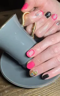 【ジェルおまかせ両手アート/オフなし】お客様の雰囲気に合わせたカラー&アート ※画像はイメージです