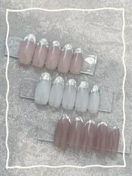 💎ミニモ限定ガラスフレンチ(オフ込み)パラジェル☆