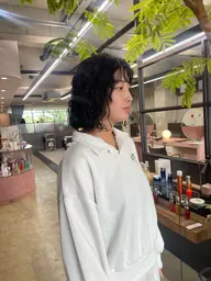 [２回目限定][レディース限定]カット＋パーマ