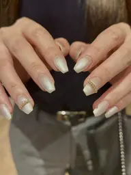 【オフあり】ハンドネイル・ワンポイントアート🎨初回オフ無料✨️