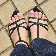 【平日限定】フットジェルワンカラー付け替えオフ込み☆