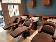 1日1名様限定⭐炭酸ヘッドスパ🌈(コテ巻き仕上げ付)仕事おわりや、疲れた時に😴