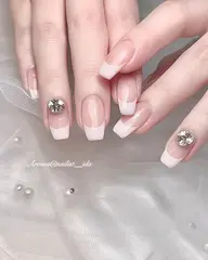 〖Hand🫧〗4月限定!フレンチ、グラデーション¥5500