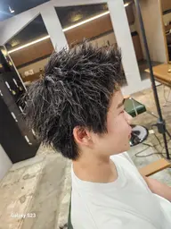 メンズカット＋眉カット+炭酸シャンプー+クイックヘッドスパ【3分程度】