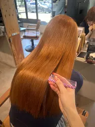 水素を使ったノーダメージ縮毛矯正+高濃度トリートメント+似合わせカット💁✂