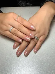 enoi ダイヤモンドフラッシュネイル（オフあり）