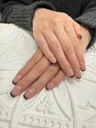 【付替オフなし】【ハンドモデル様】フレンチネイル