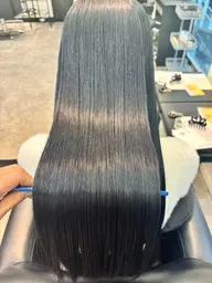 【クセを伸ばして美髪目指したい方🌻】髪質改善ストレート💎➕Aujuaトリートメント🫧