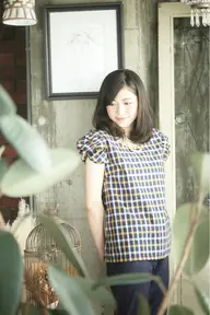 デザインカット+極潤うるツヤアイロンストレート 【ロング料金有り/肩下+1100円/胸下+2200円/腰下+3300円】