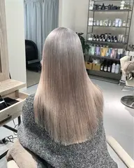 【ミニモ限定】🌐ブリーチ1回+ケアカラー+トリートメント🌐