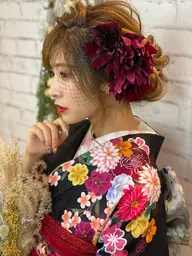 土日祝限定!【ポイントメイク】ベースメイクを仕上げた状態でお越しください💄