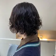 【🫧‪ウェーブパーマでいつもと違うスタイルに！】コールドパーマ+カット 表面補修トリートメント付き