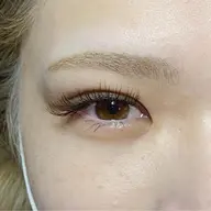 【フラットラッシュ140本5000円】LEDエクステ変更＋1100円/カラー変更可/オフ.コーティング込/lカールあり