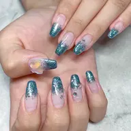 ❤︎ラメグラデーション❤︎オフあり初回オフ無料