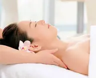 フェイシャル＆デコルテ《ローションパック付》