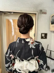 ヘアセット×浴衣着付け👘🫧浴衣の着付けとヘアセットのお得なメニュー🎆どんな髪型でも一律料金◎持ち込みデザインOK✨