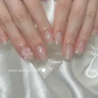 マグネット/フラッシュネイル🫧【オフあり】ご新規様¥6,770/再来¥7,770（別途オフ代）