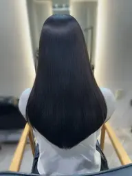 【癖でお悩みの方】カット+美髪縮毛矯正