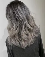 ブリーチ剤を使用したカラーモデル様も募集してます！！