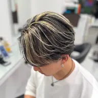 ✨骨格矯正カット＋ハイライト✨