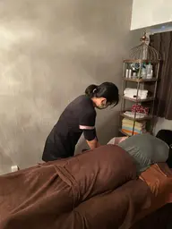 【頭が重い…眼精疲労ケアに】全身整体+目疲れ+ヘッドスパ・ハンド90分