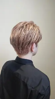 🪐周りと差をつけたいメンズはこれ🪐.* 【カット】➕【ケアブリーチ】➕【保護TR】