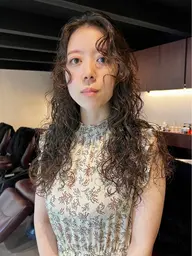 『🚨このメニューが表示されたあなた限定！？🚨』『海外風』レイヤーカット+デザインケアパーマ+うる艶トリートメント