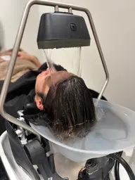 【17時以降限定🌙】頭浸浴+ヘッドスパ+髪質改善トリートメント🌿🫧